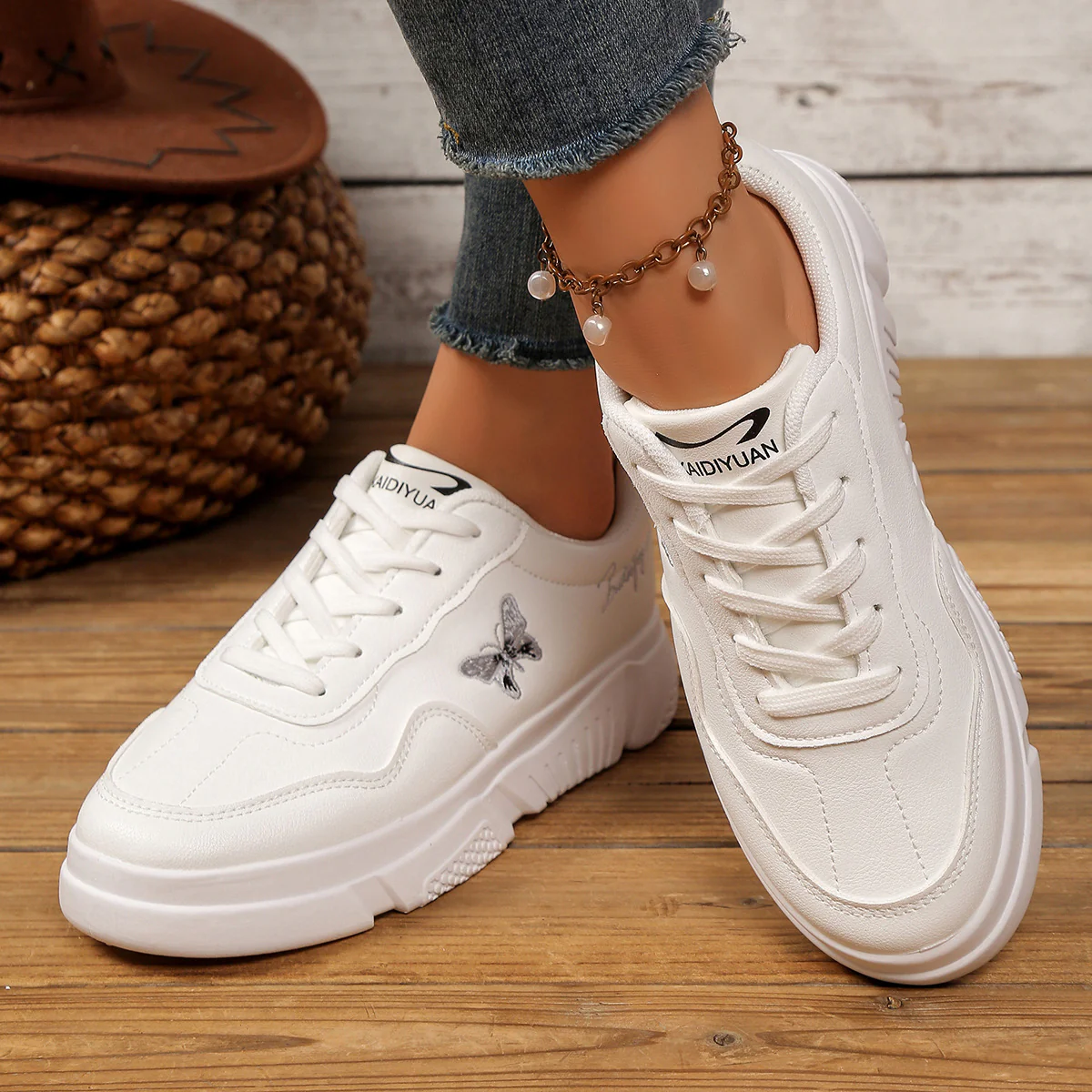 Damen Bequeme Sneakers mit verspieltem Schmetterlingsmotiv Heidi Mode - Image 3
