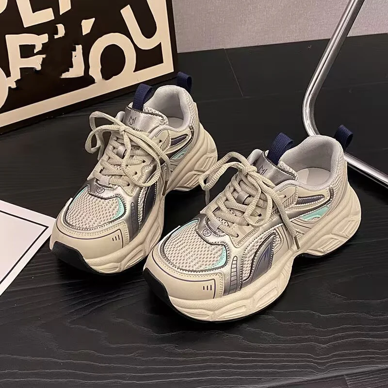 Damen Bequeme Sport Sneakers mit atmungsaktivem Obermaterial und dämpfender Sohle Heidi Mode - Image 4