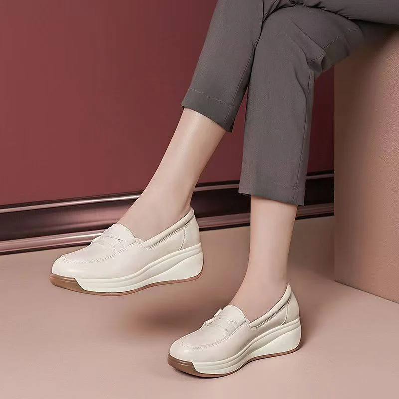 Damen Bequeme und elegante Slip-On Sneakers mit dämpfender Sohle Heidi Mode - Image 2