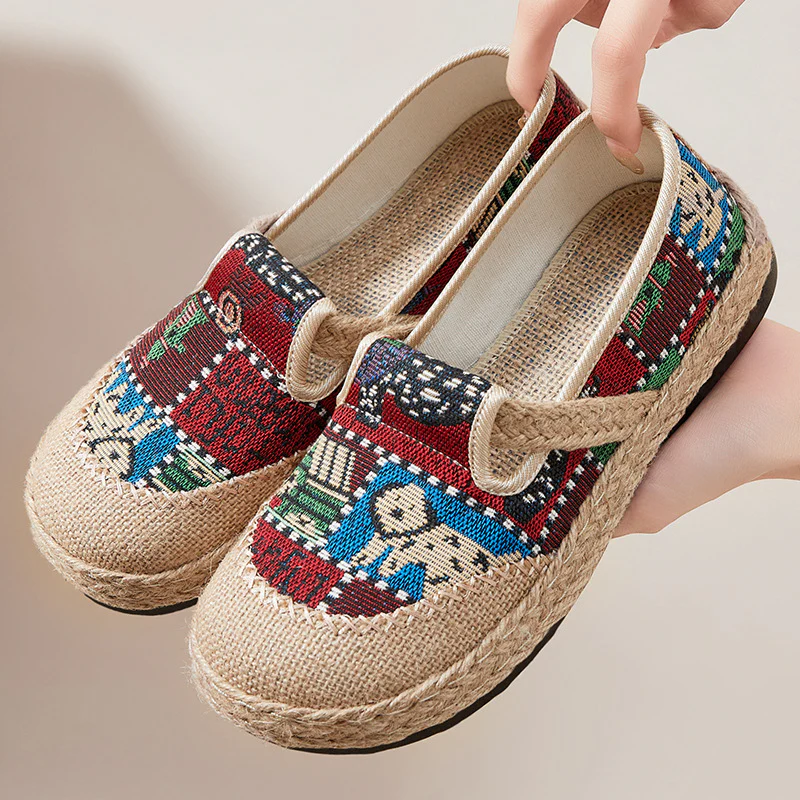 Damen bequeme und stilvolle Clogs mit buntem Muster Heidi Mode - Image 2