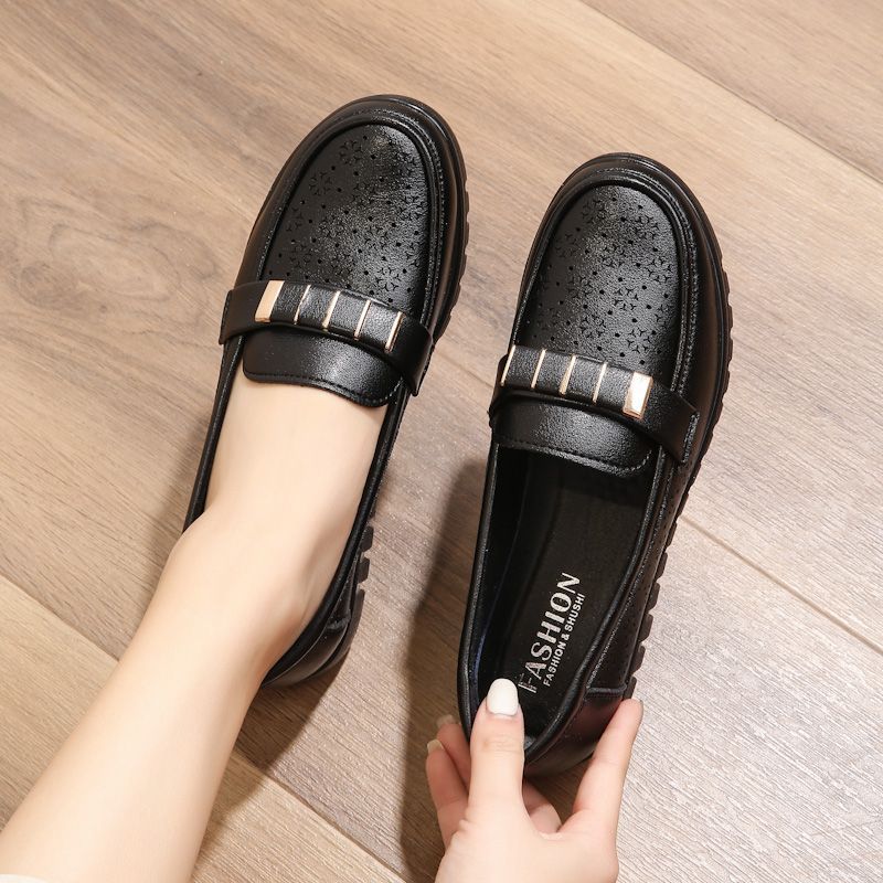 Damen bequeme und stylische Slipper mit eleganten Cut-Outs und modischem dekorativem Riemen Heidi Mode - Image 2