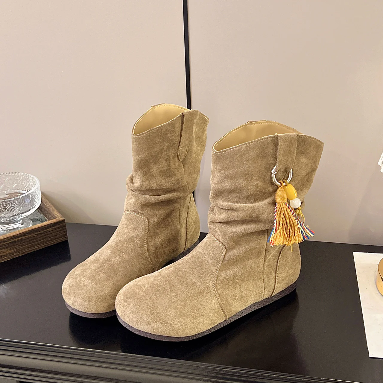 Damen Bequeme Winterstiefel aus weichem Wildleder mit modischem Designschnallen Heidi Mode - Image 7