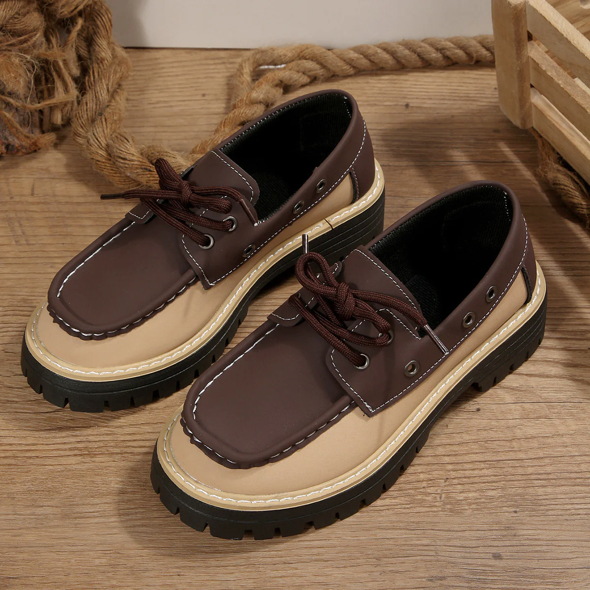 Damen Bootsschuhe mit robustem Sohlendesign und klassischem Schnürsystem Heidi Mode - Image 6