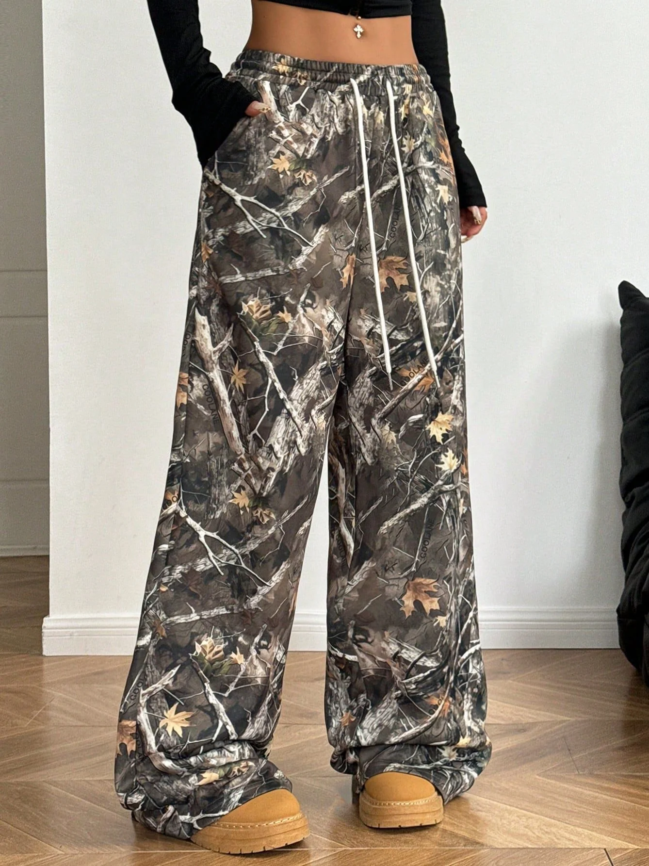 Damen Cargohosen mit hohem Bund und Allover-Muster Heidi-Mode - Image 10