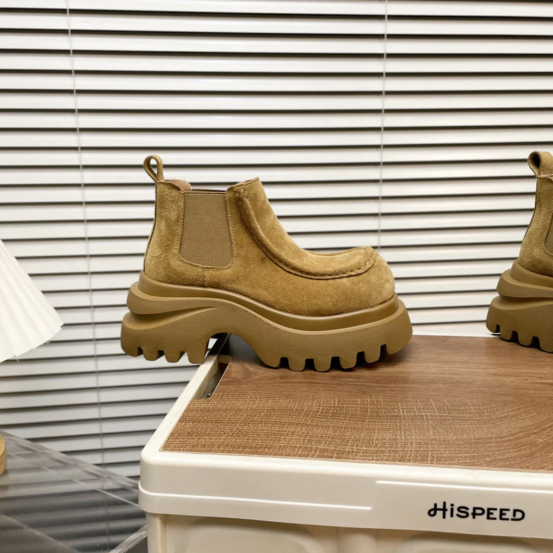 Damen Chunky Chelsea Boots mit rutschfester Profilsohle und weichem Veloursleder Heidi Mode - Image 7