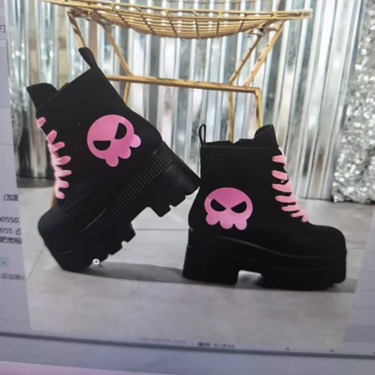 Damen Chunky Combat Boots mit lässigem Totenkopf-Design Heidi Mode - Image 6