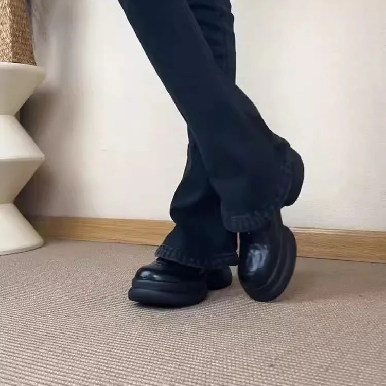 Damen Chunky Leder Sneakers mit praktischem Reißverschluss Heidi Mode - Image 4