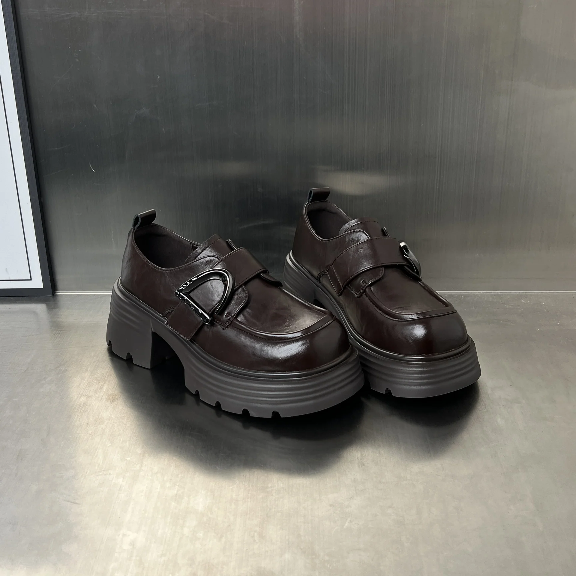 Damen Chunky Loafers mit dekorativem Schnallenverschluss Heidi Mode - Image 4