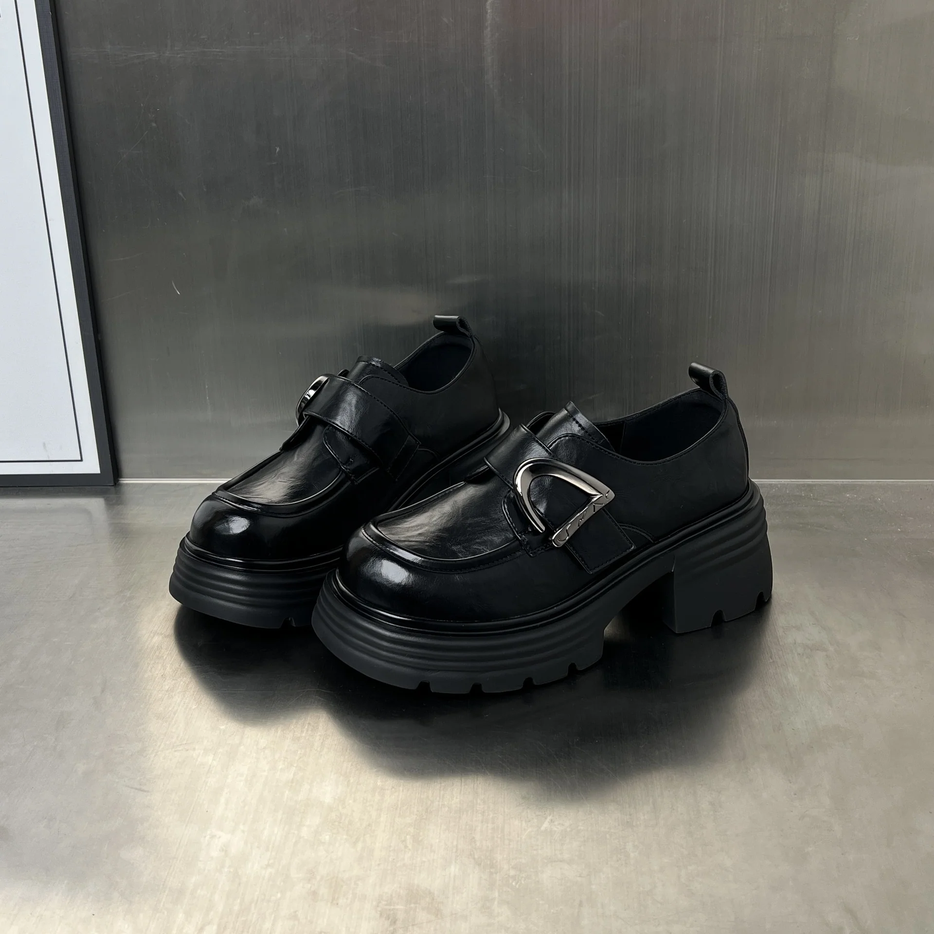 Damen Chunky Loafers mit dekorativem Schnallenverschluss Heidi Mode - Image 6