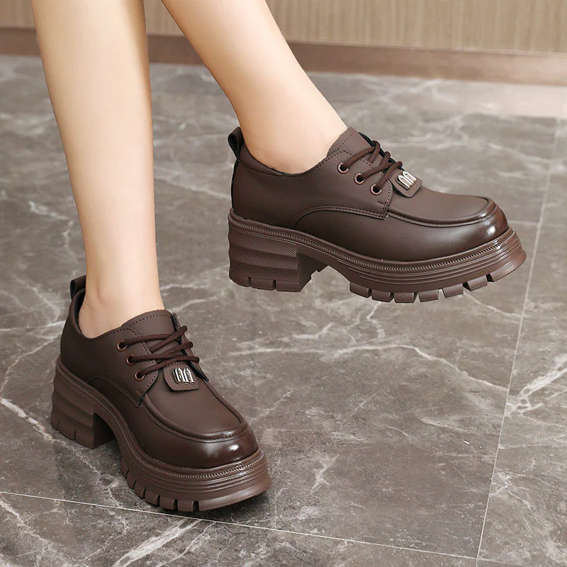 Damen Chunky Plateauschuhe mit modischem Design und sportlichem Profil Heidi Mode - Image 4
