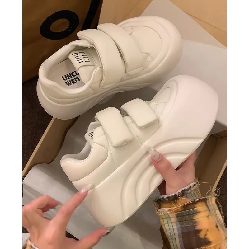 Damen Chunky Plateausneaker mit verstellbarem Klettverschluss Heidi Mode - Image 4
