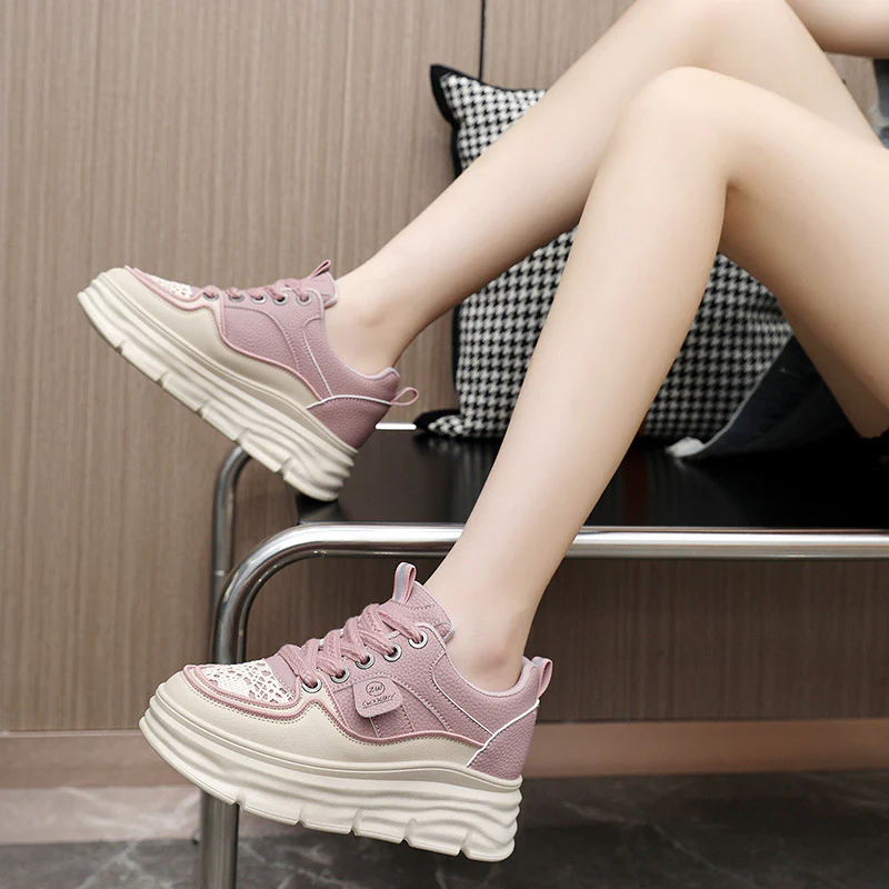Damen Chunky Sneaker mit dämpfendem Sohlenprofil und modischem Design Heidi Mode - Image 4