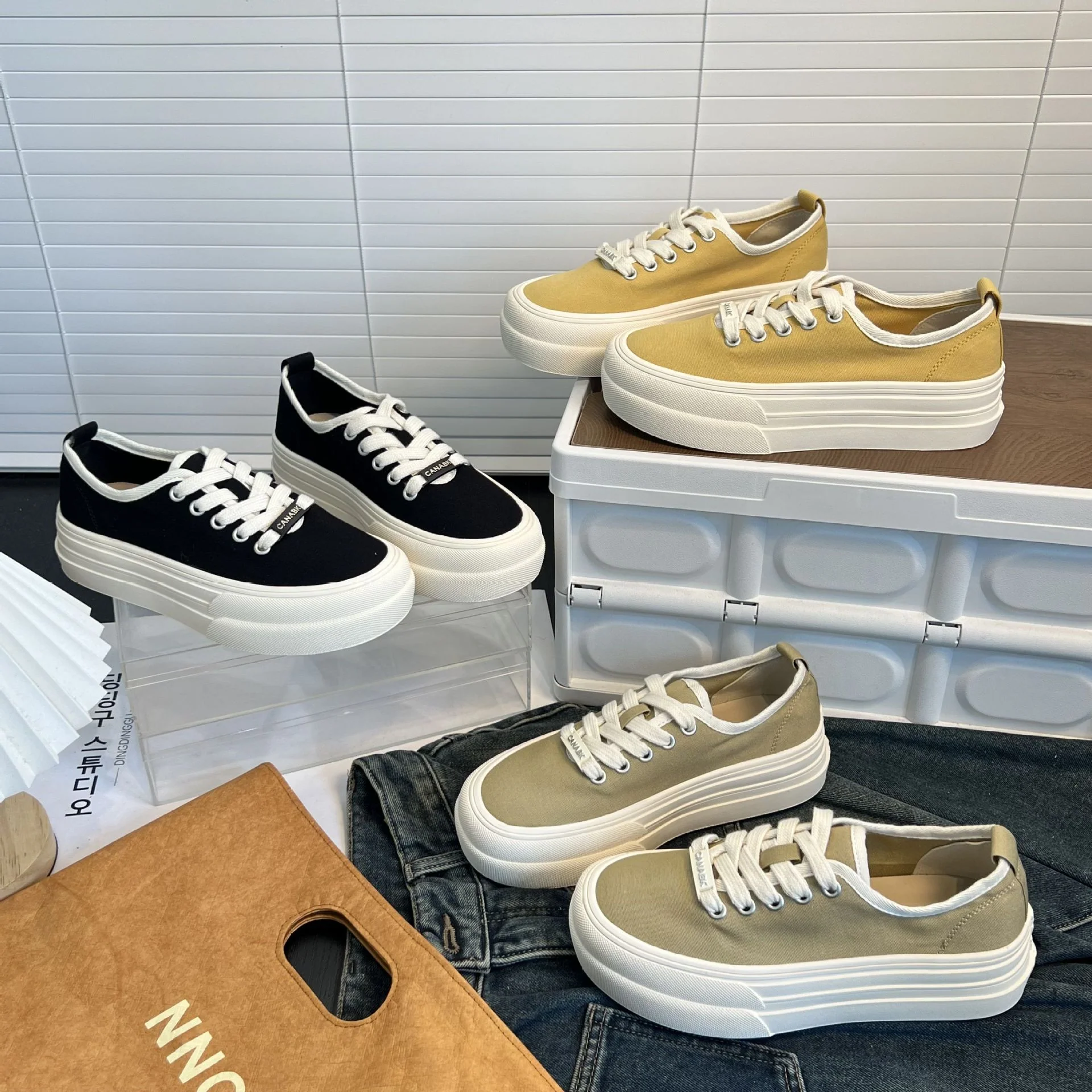 Damen Chunky Sneaker mit modischer Plateausohle und strapazierfähigem Obermaterial Heidi Mode - Image 4