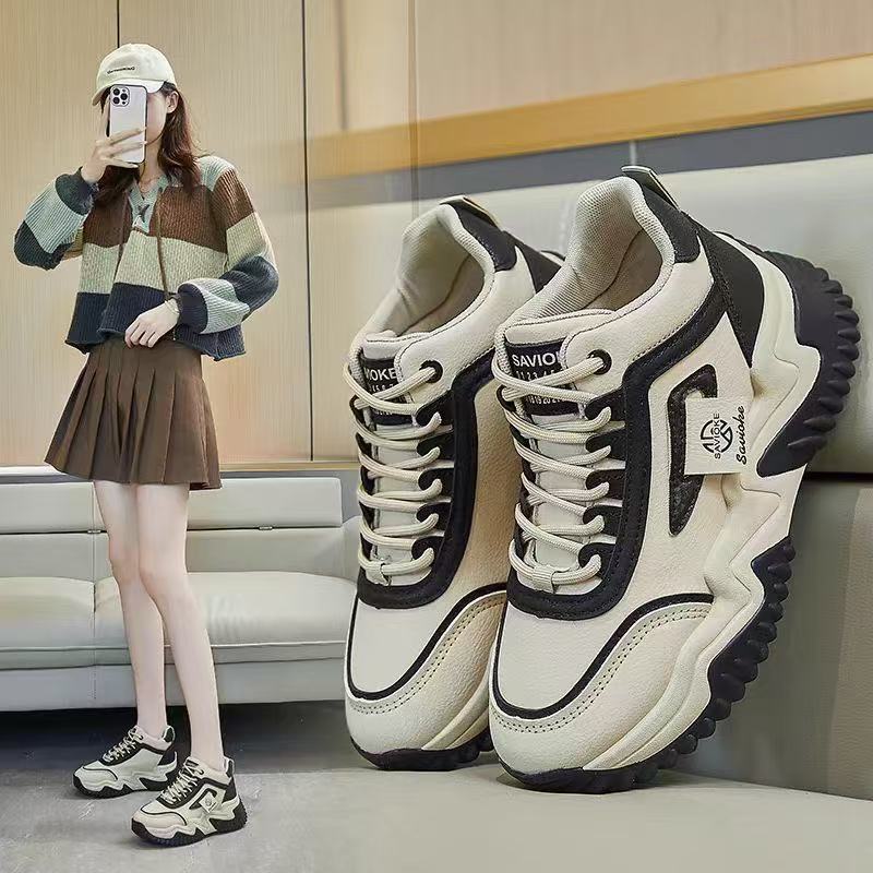 Damen Chunky Sneakers mit atmungsaktivem Obermaterial und dämpfender Sohle Heidi Mode - Image 4