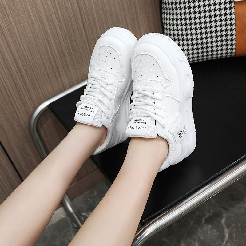 Damen Chunky Sneakers mit atmungsaktiver Mesh-Oberfläche und dämpfender Sohle Heidi Mode - Image 4