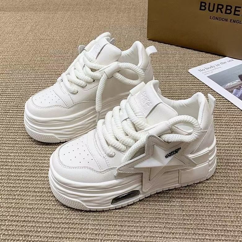 Damen Chunky Sneakers mit auffälligem Sternen-Design und gepolsterter Sohle Heidi Mode - Image 5