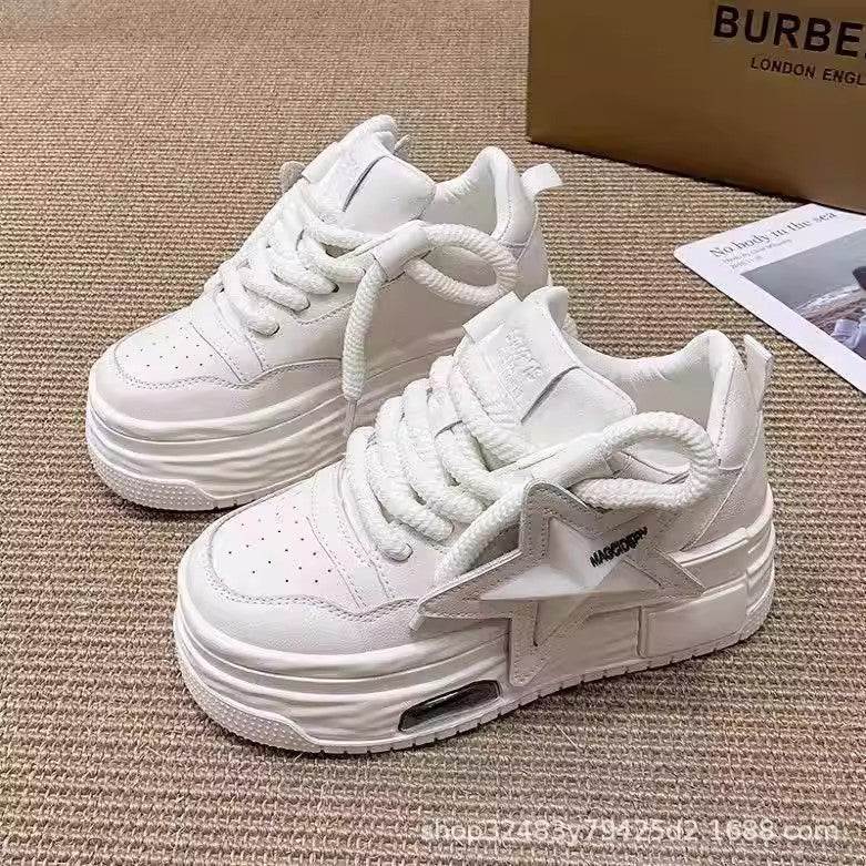 Damen Chunky Sneakers mit innovativem Dämpfungssystem und modischem Sternen-Design Heidi Mode - Image 7