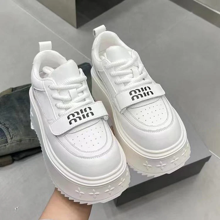 Damen Chunky Sneakers mit innovativem Klettverschluss und atmungsaktiver Sohle Heidi Mode - Image 5