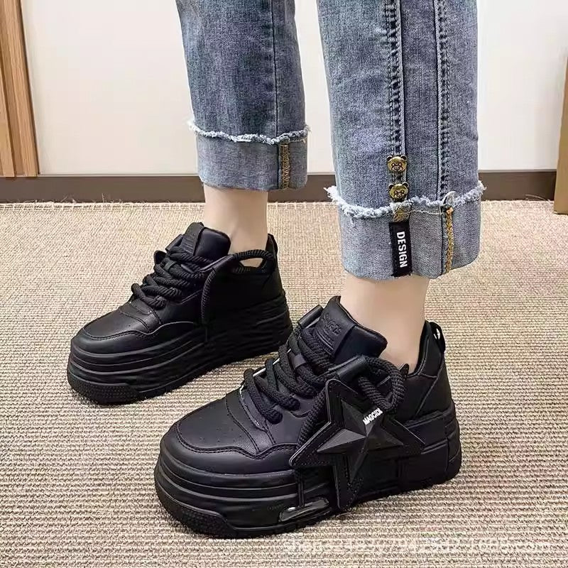 Damen Chunky Sneakers mit integriertem Air-System und markantem Sternen-Design Heidi Mode - Image 4