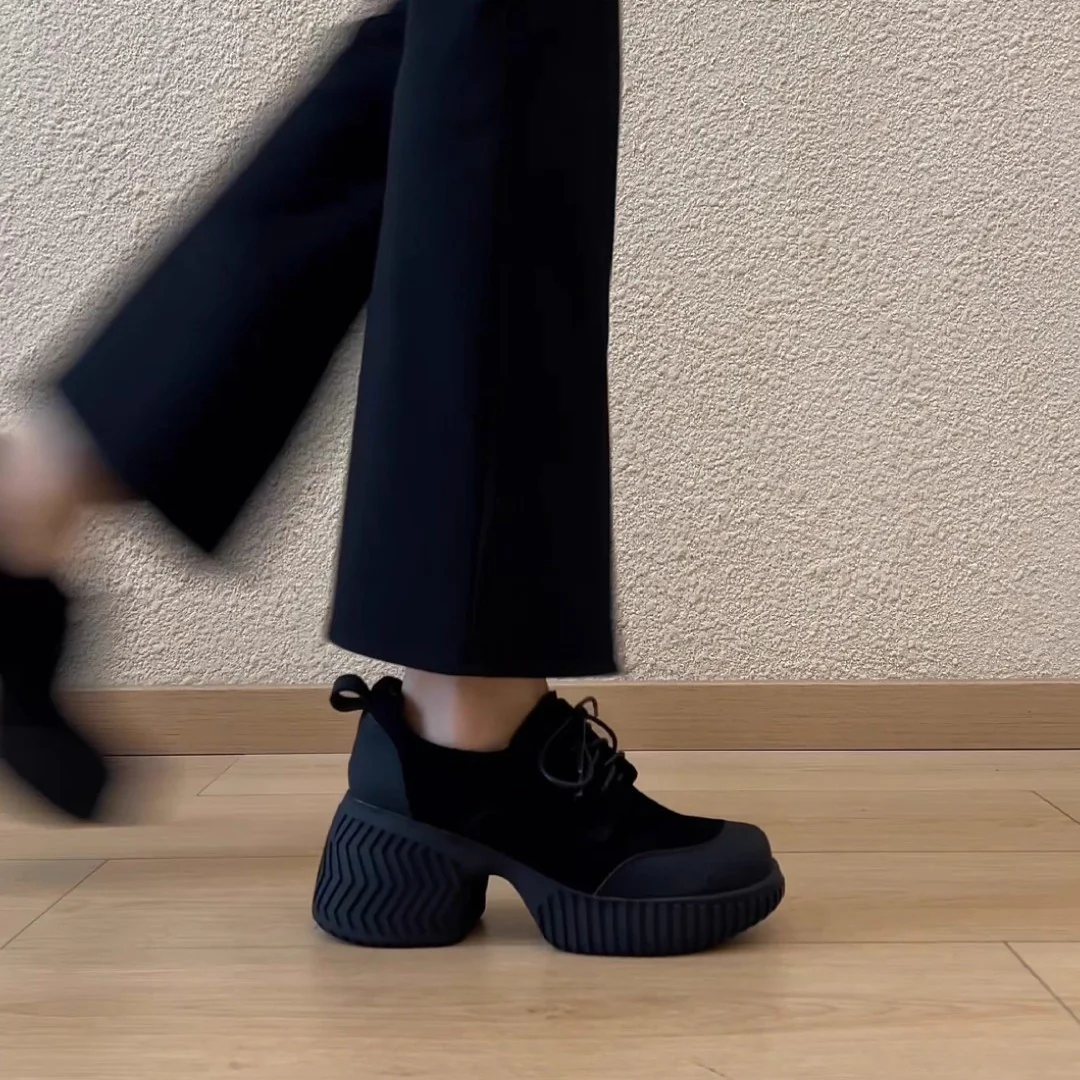 Damen Chunky Sneakers mit komfortabler Gummisohle und modischem Obermaterial Heidi Mode - Image 2