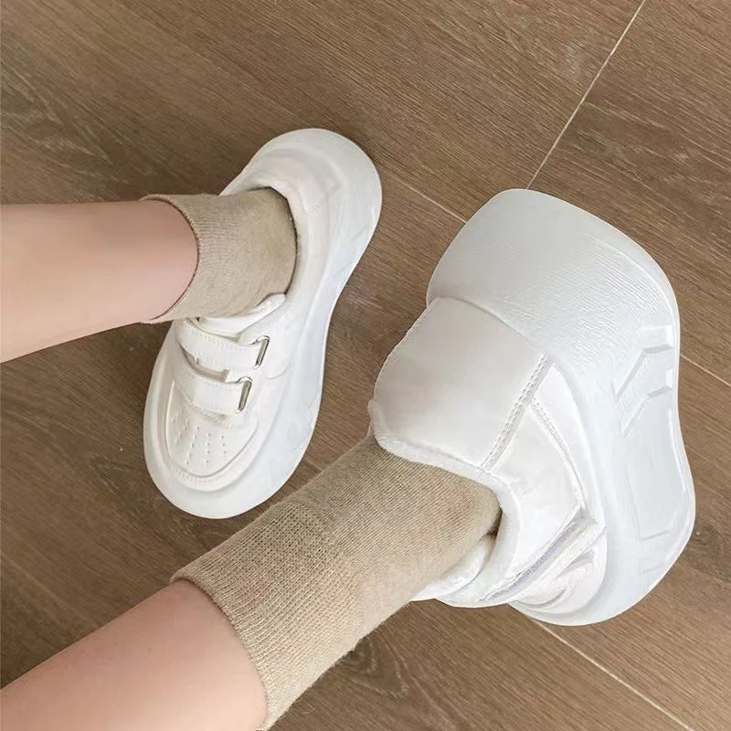 Damen Chunky Sneakers mit verstellbarem Klettverschluss und dämpfender Sohle Heidi Mode - Image 5
