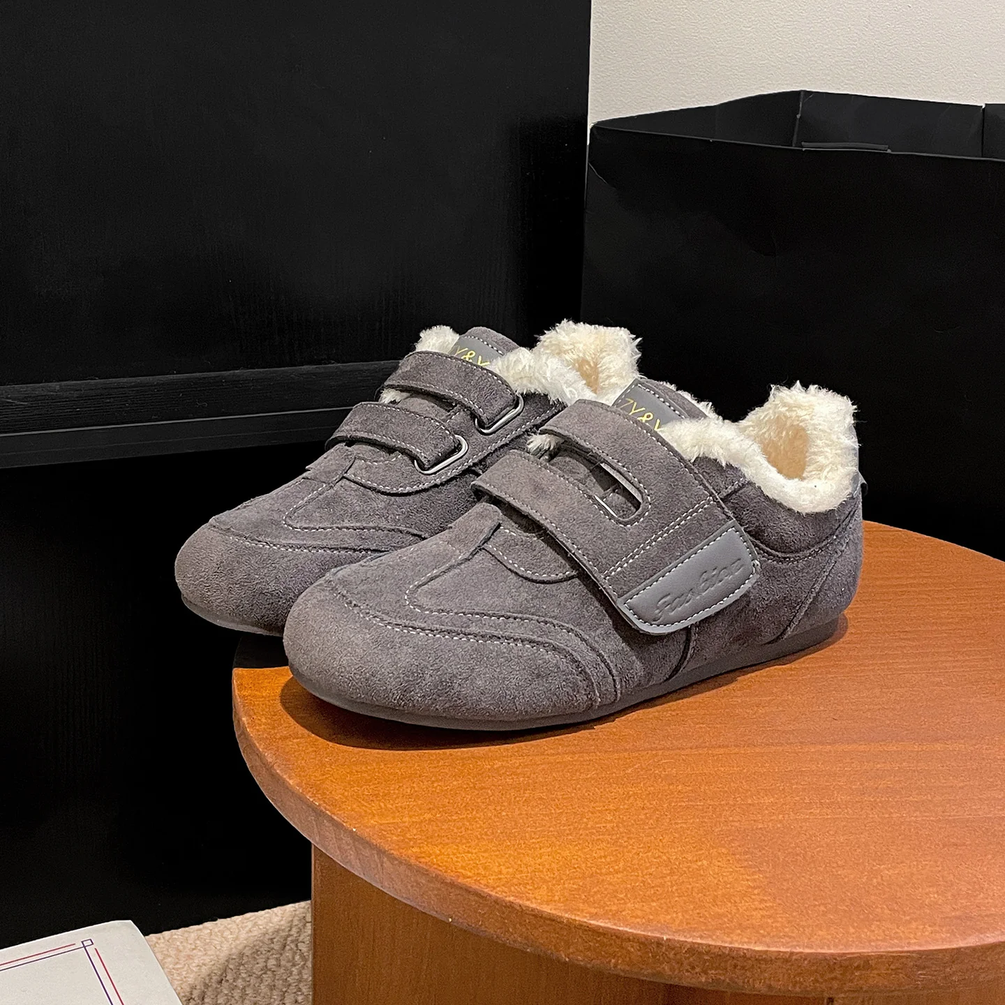Damen Clogs mit flauschigem Innenfutter und rutschfester Sohle Heidi Mode - Image 2