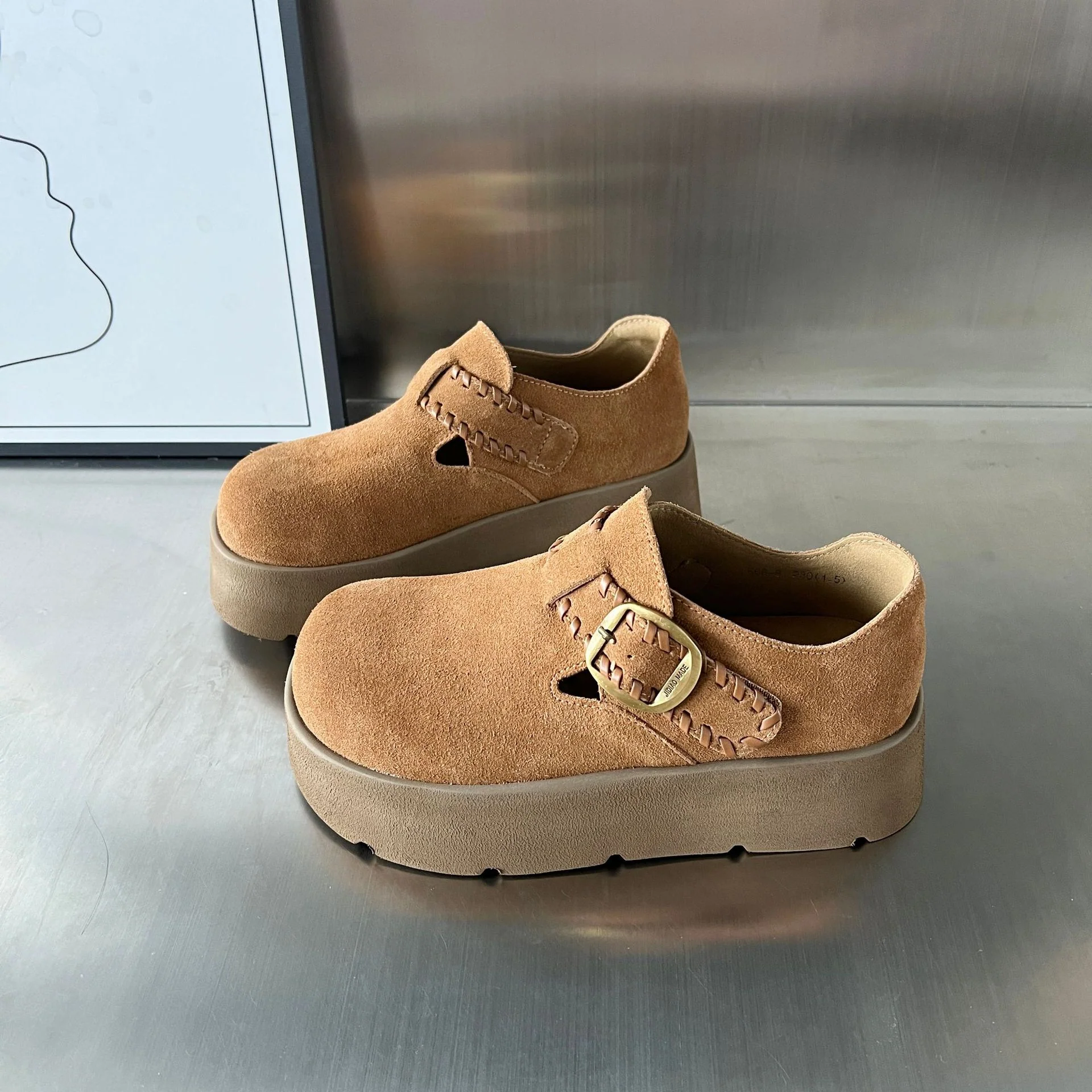 Damen Clogs mit modischem Riemen und komfortablem Fußbett Heidi Mode - Image 2