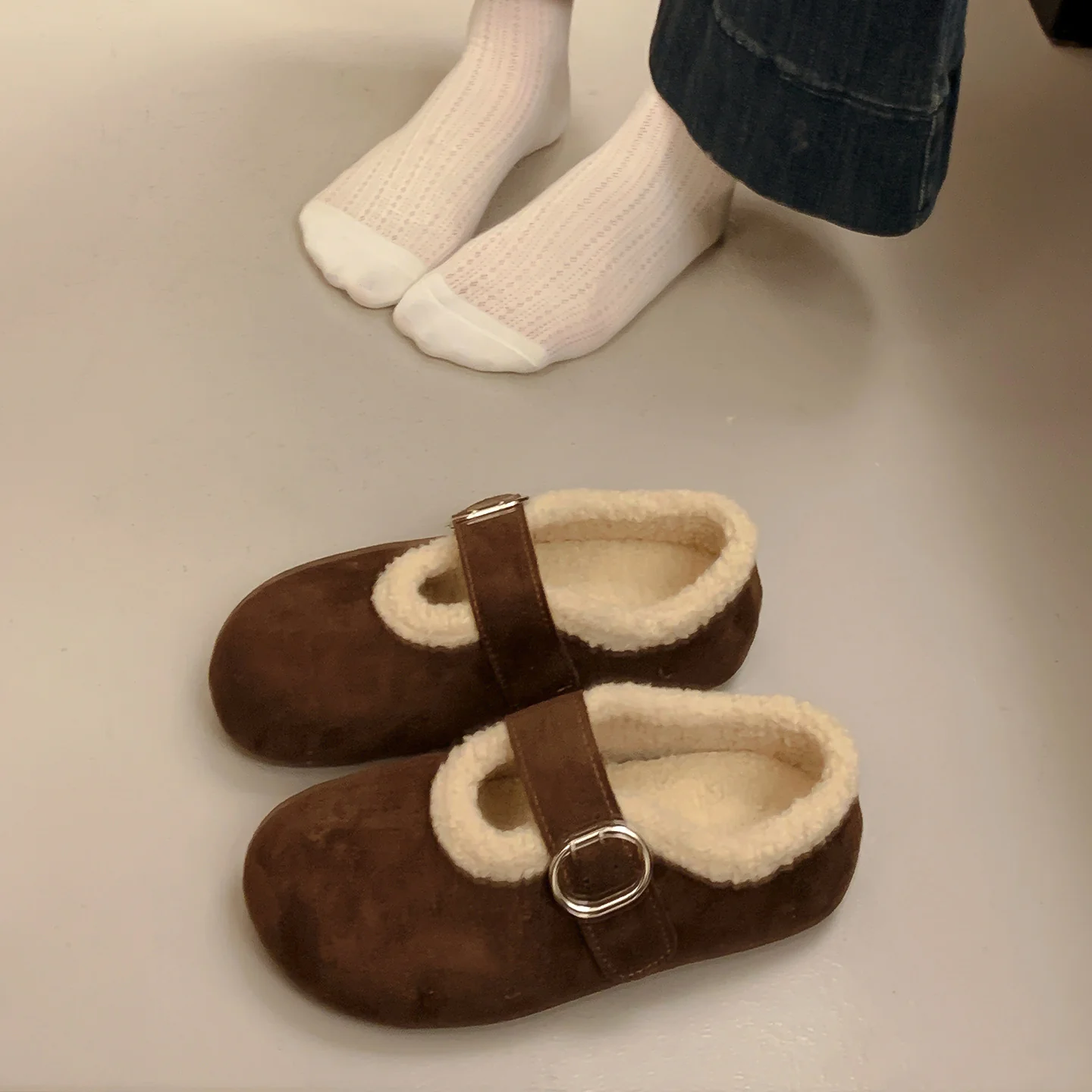 Damen Clogs mit weichem Innenfutter und modischem Riemen Heidi Mode - Image 6