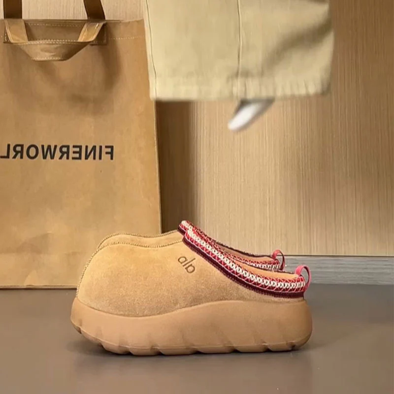 Damen Clogs mit weichem Innenfutter und stylischem Dekor Heidi Mode - Image 7