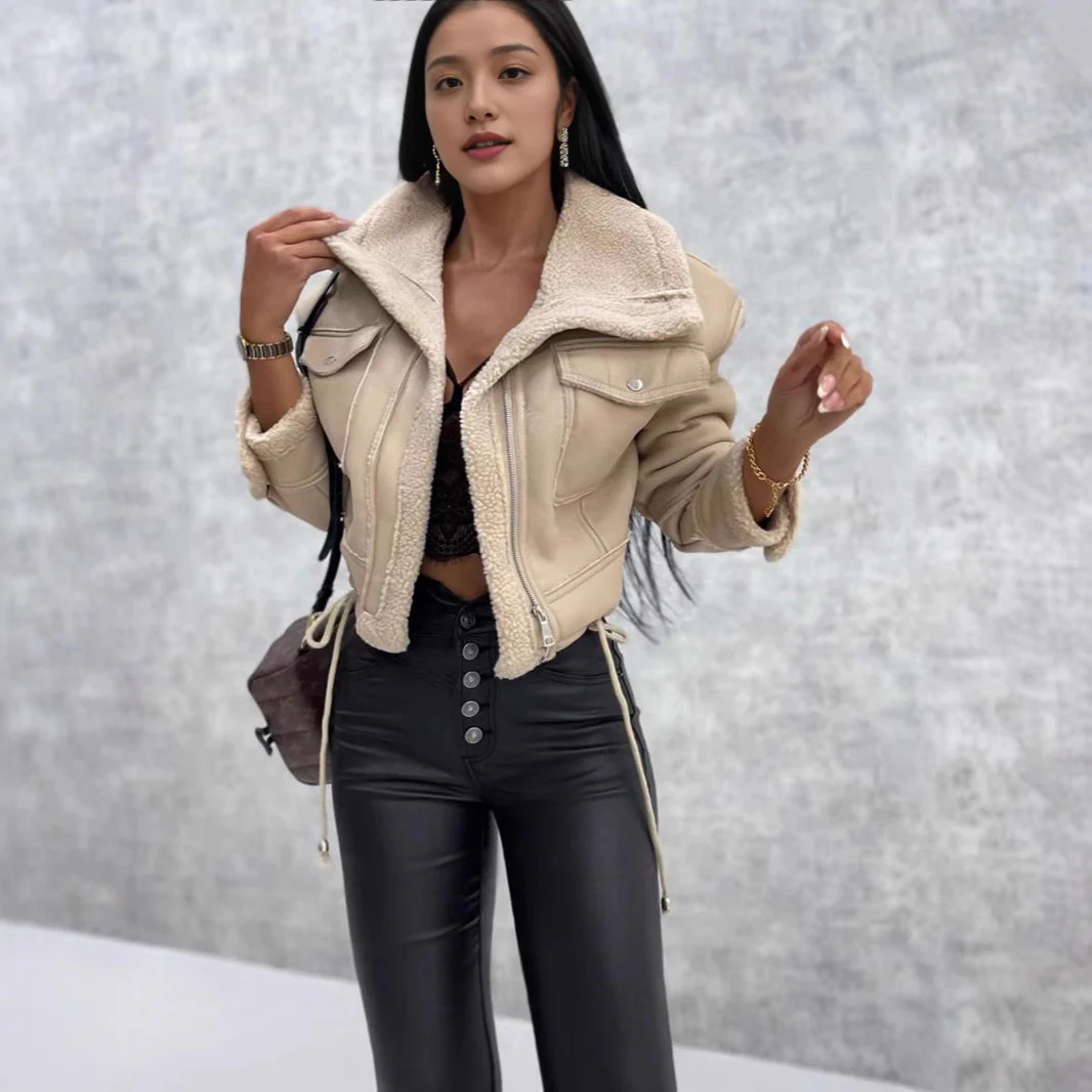 Damen Cropped Teddyjacke mit stylischem Kragen Heidi-Mode - Image 3