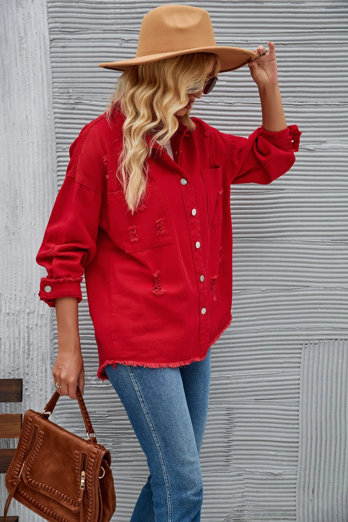 Damen Denim-Hemdjacke Im Lässigen Oversized-Schnitt mit Fransigen Details Heidi-Mode - Image 7