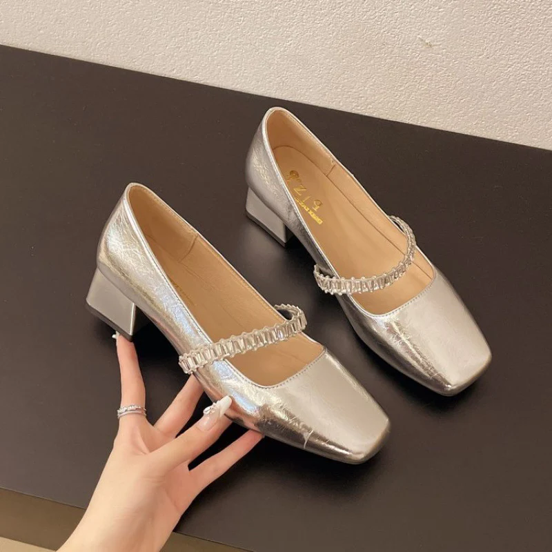 Damen Elegante Absatzschuhe mit Glitzerkette Heidi Mode - Image 2