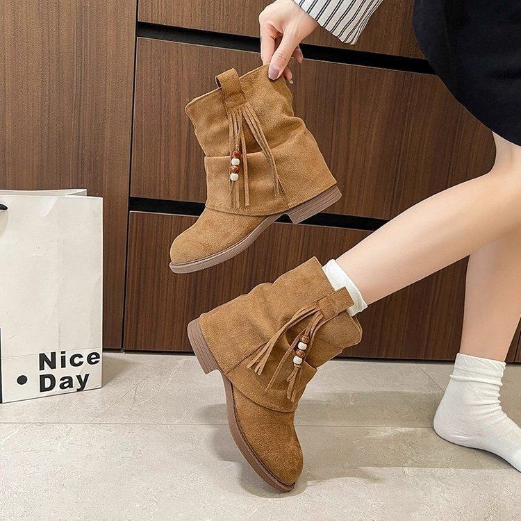 Damen Elegante Ankle Boots aus hochwertigem Wildleder mit dekorativem Tassel-Detail Heidi Mode - Image 3