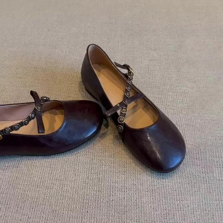 Damen Elegante Ballerina-Schuhe mit dekorativen Knopfdetails Heidi Mode - Image 2