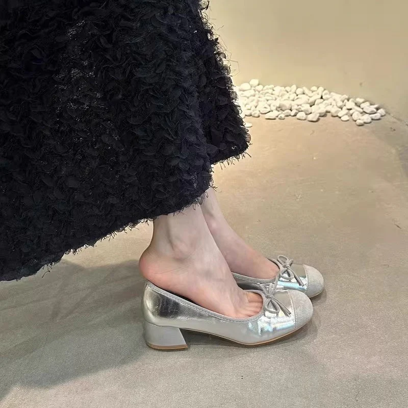 Damen elegante Ballerina-Schuhe mit glänzender Oberfläche und komfortablem Blockabsatz Heidi Mode - Image 2