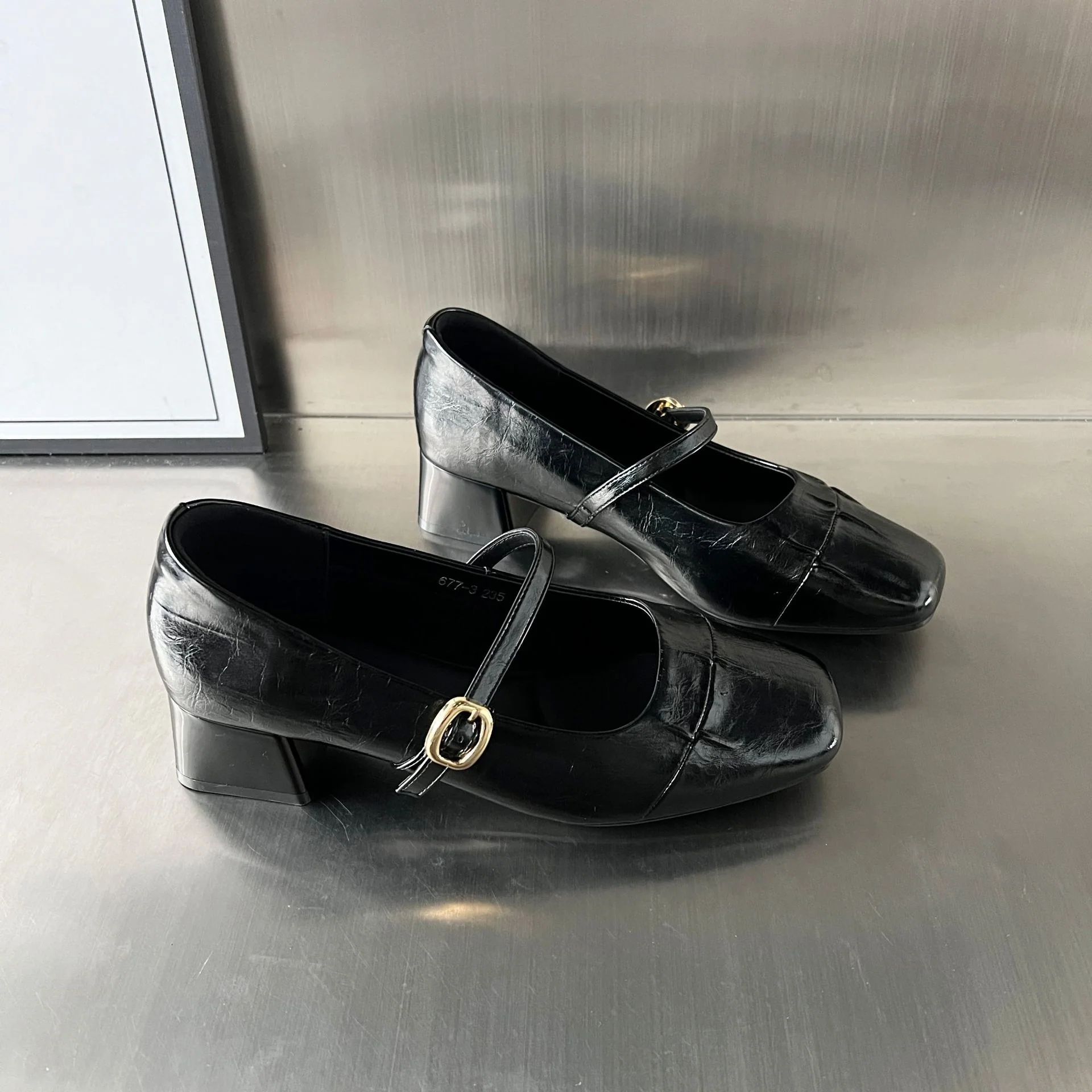 Damen Elegante Ballerinas mit dekorativem Riemen und hochwertiger Lederoberfläche Heidi Mode - Image 4