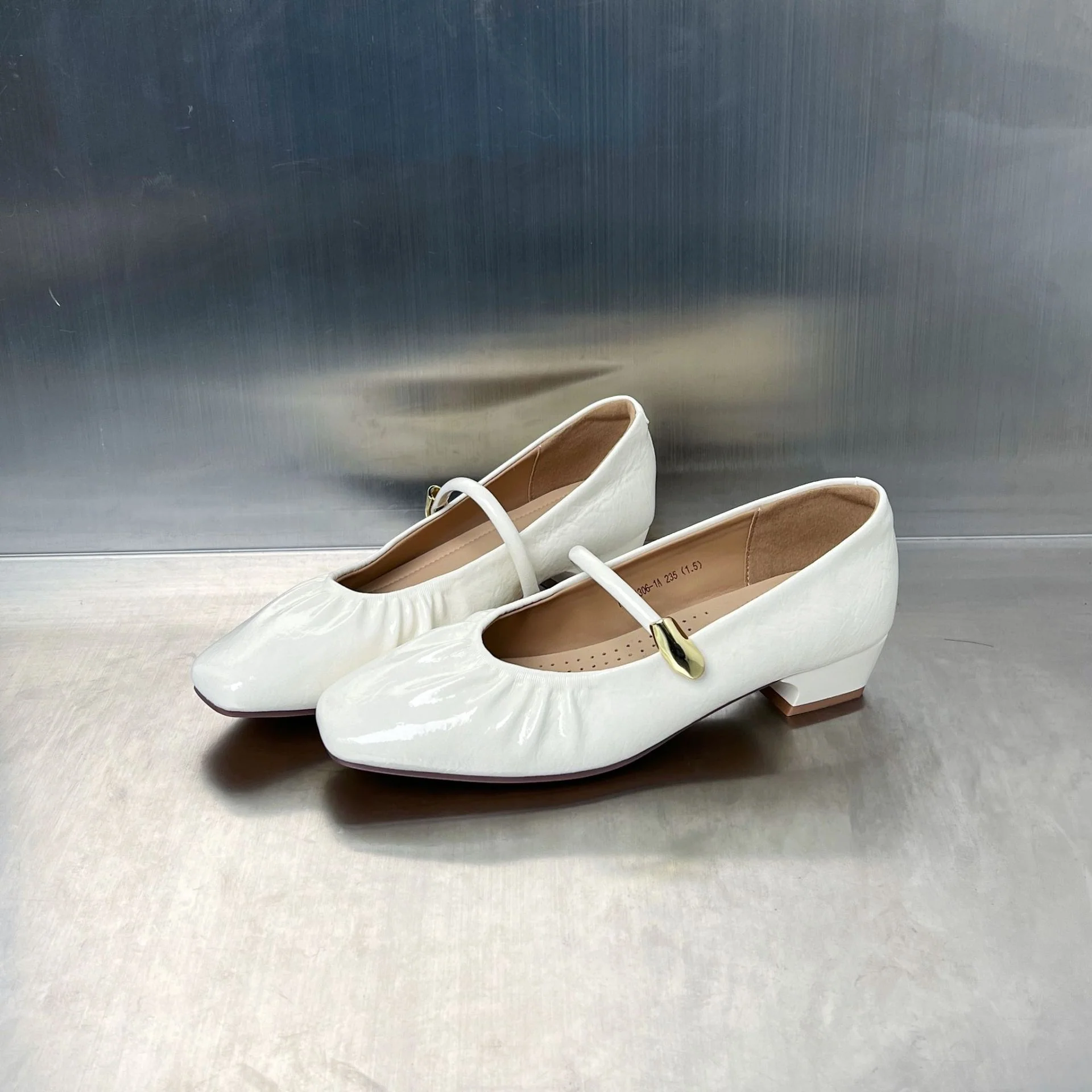 Damen elegante Ballerinas mit dekorativem Riemen und hohem Glanzfinish Heidi Mode - Image 7