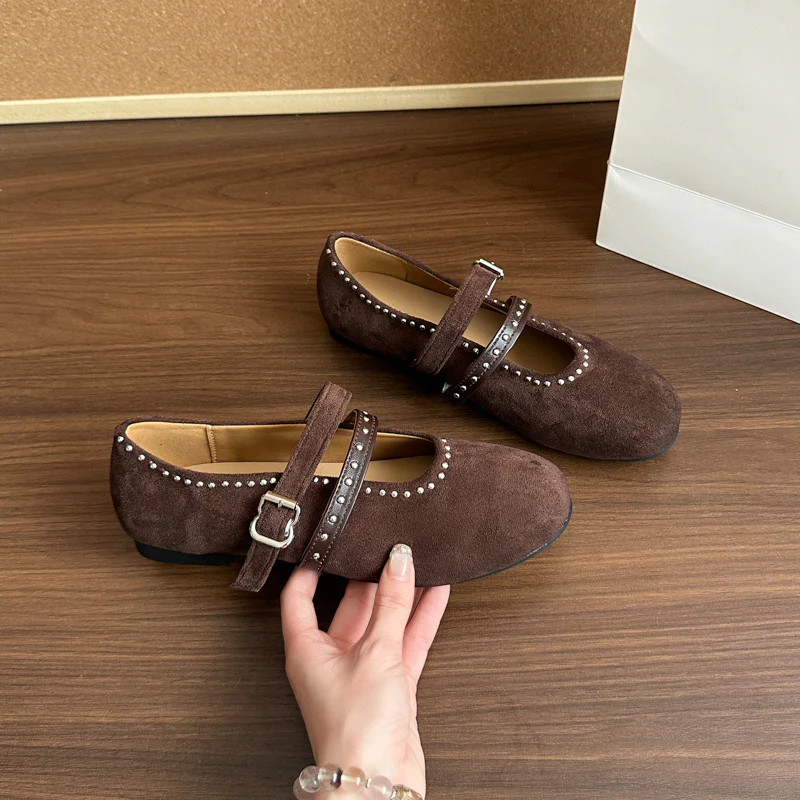 Damen Elegante Ballerinas mit dekorativen Schnallen und weichem Wildleder Heidi Mode - Image 7