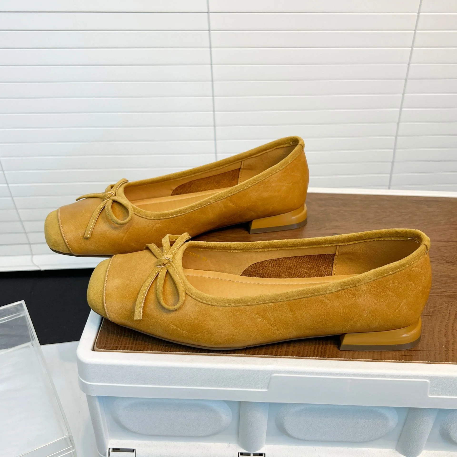 Damen Elegante Ballerinas mit feinem Leder und dekorativem Schleifenverschluss Heidi Mode - Image 2