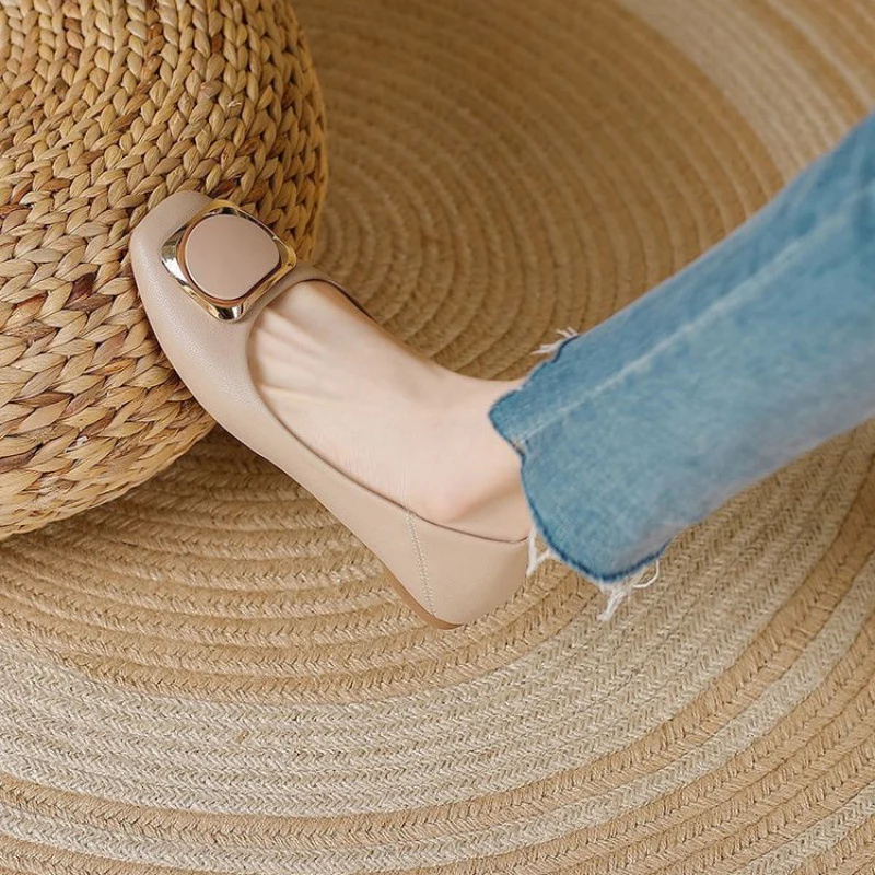 Damen Elegante Ballerinas mit funkelndem Schmuckdetail Heidi Mode