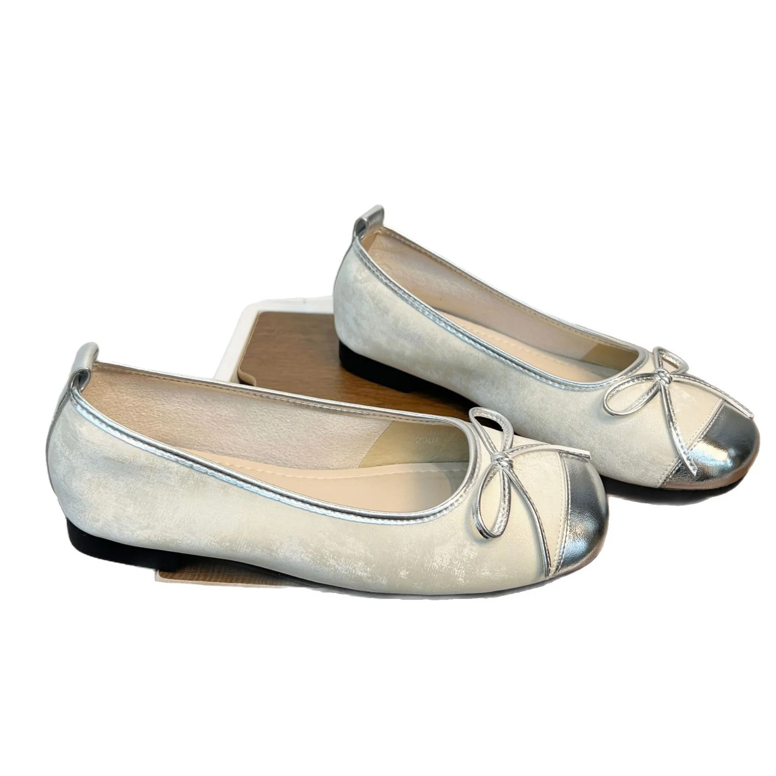 Damen Elegante Ballerinas mit hochwertiger Metallic-Oberfläche und modischem Schleifenakzent Heidi Mode - Image 5