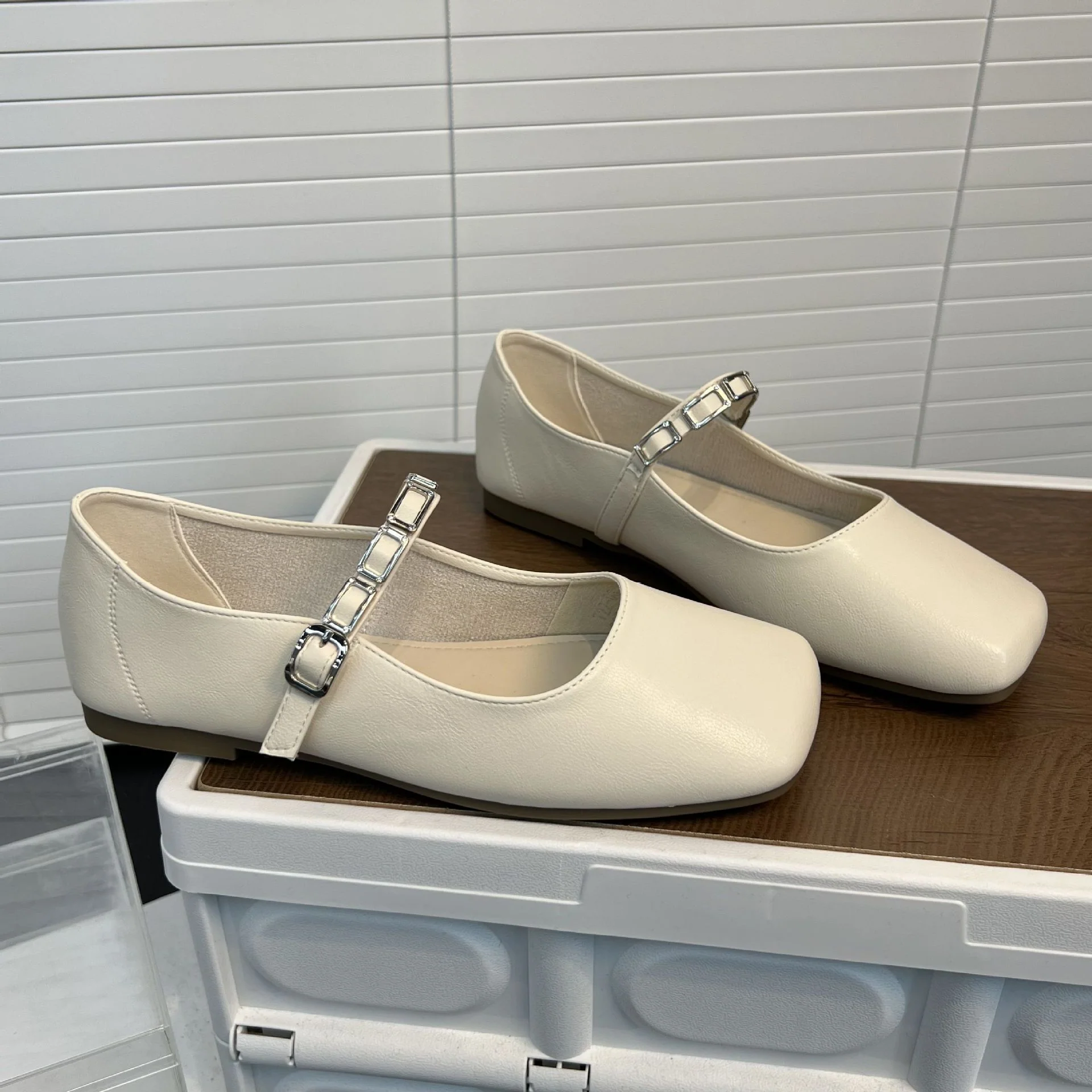 Damen elegante Ballerinas mit modischem Riemen und weichem Innenfutter Heidi Mode - Image 4