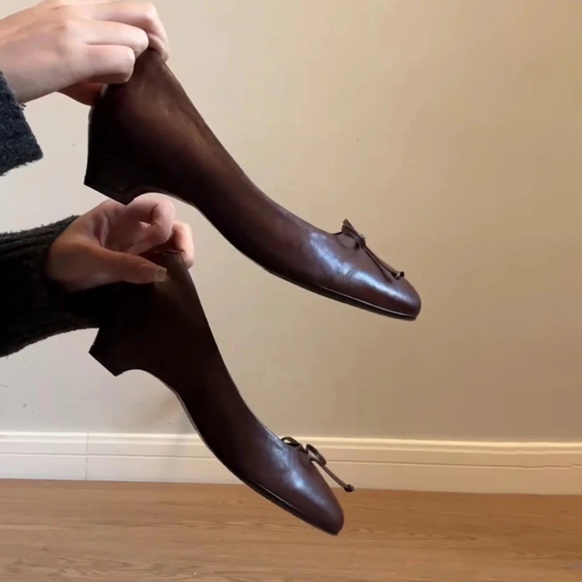 Damen elegante Ballerinas mit stabiler Sohle und dekorativem Schleifenakzent Heidi Mode - Image 4