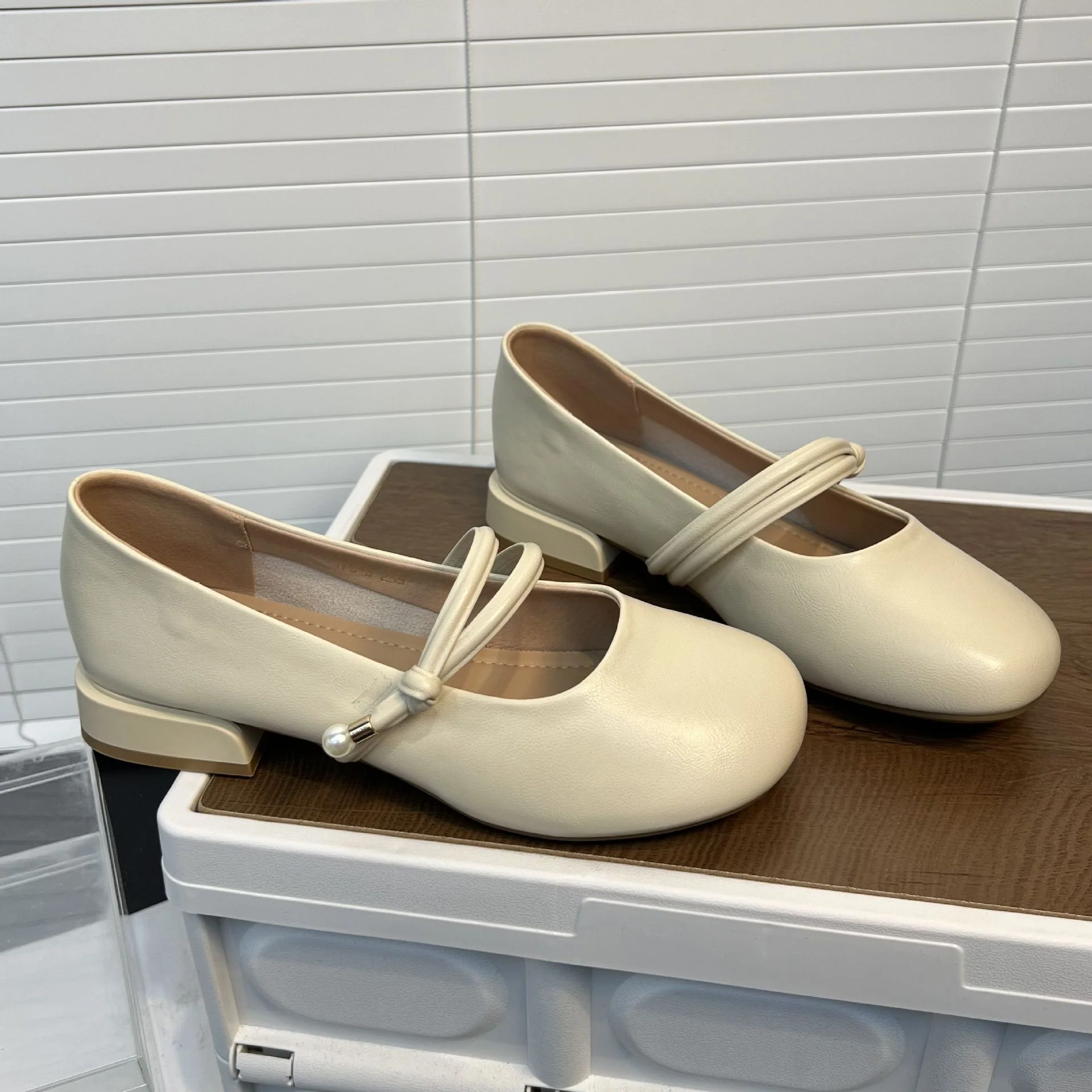 Damen elegante Ballerinas mit stilvollem Riemen und komfortablem Fußbett Heidi Mode - Image 4