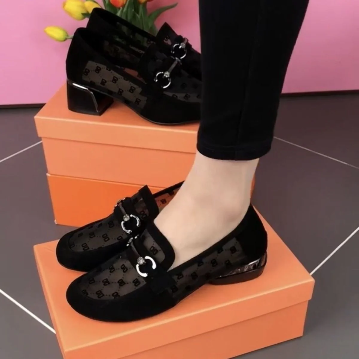 Damen elegante Halbschuhe mit transparenter Spitze und Blockabsatz Heidi Mode