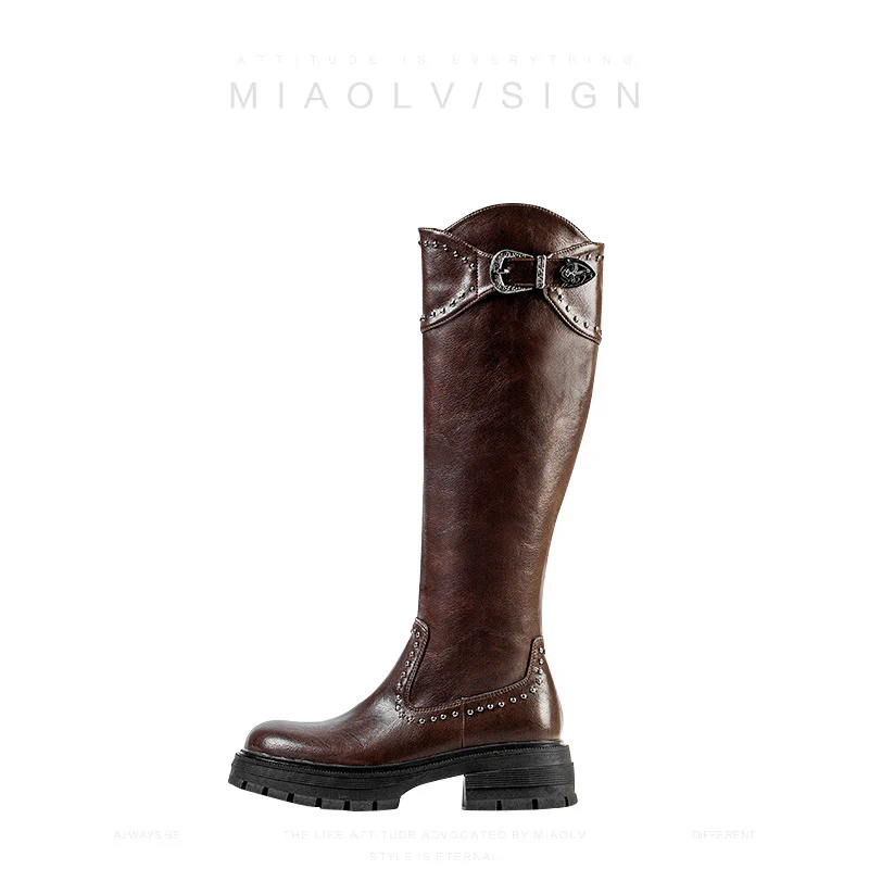 Damen elegante hohe Stiefel mit dekorativen Nieten und robustem Blockabsatz Heidi Mode - Image 7