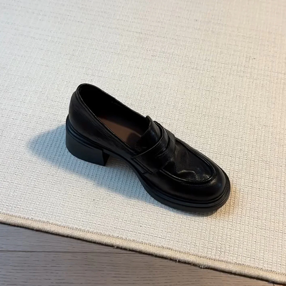 Damen Elegante Loafers mit moderner Blockabsatzgestaltung Heidi Mode - Image 7