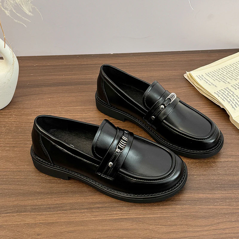 Damen elegante Loafers mit modischem Metall-Detail Heidi Mode - Image 7