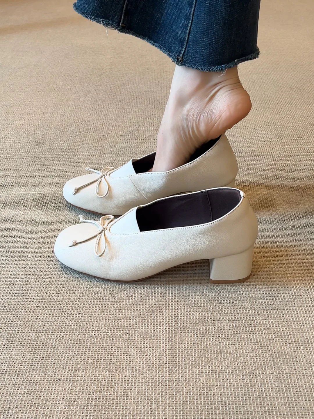 Damen elegante Mary Janes mit verstellbarem Riemen und Komfort-Fußbett Heidi Mode - Image 6