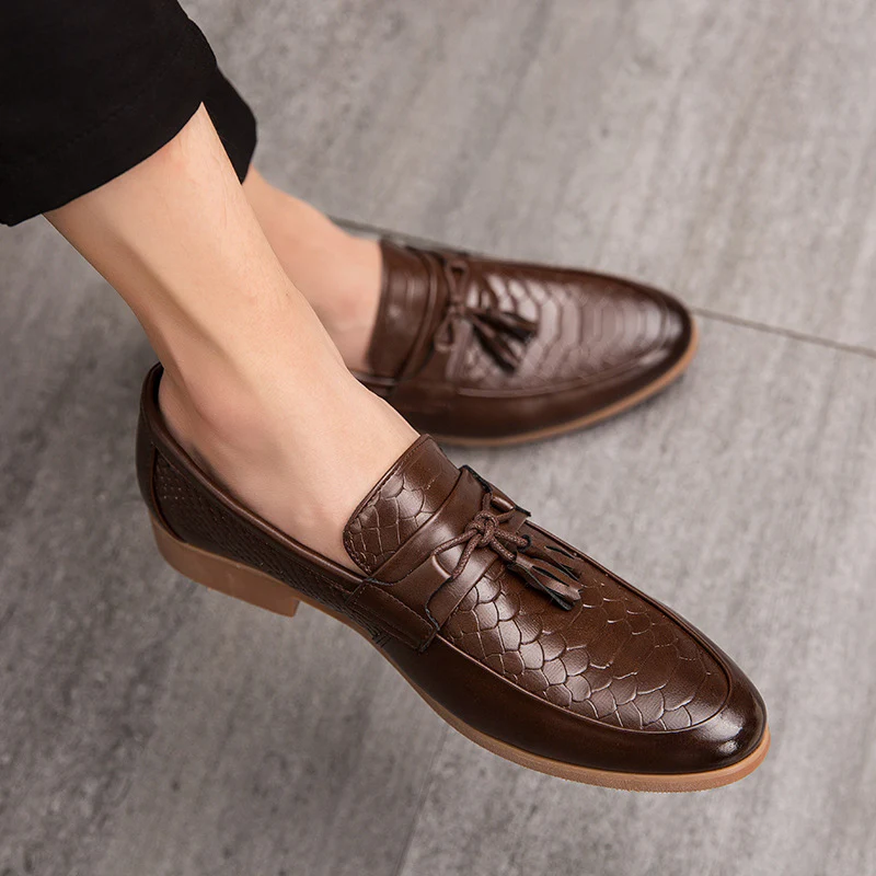 Damen Elegante Mokassins mit modischem Schlaufen-Detail Heidi Mode